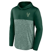 Fanatics Milwaukee Bucks Iconic Defender Lightweight Pullover Hoodie