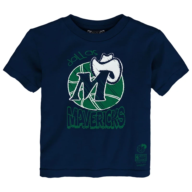 Mitchell  Ness Dallas Mavericks Favorite Team T-Shirt