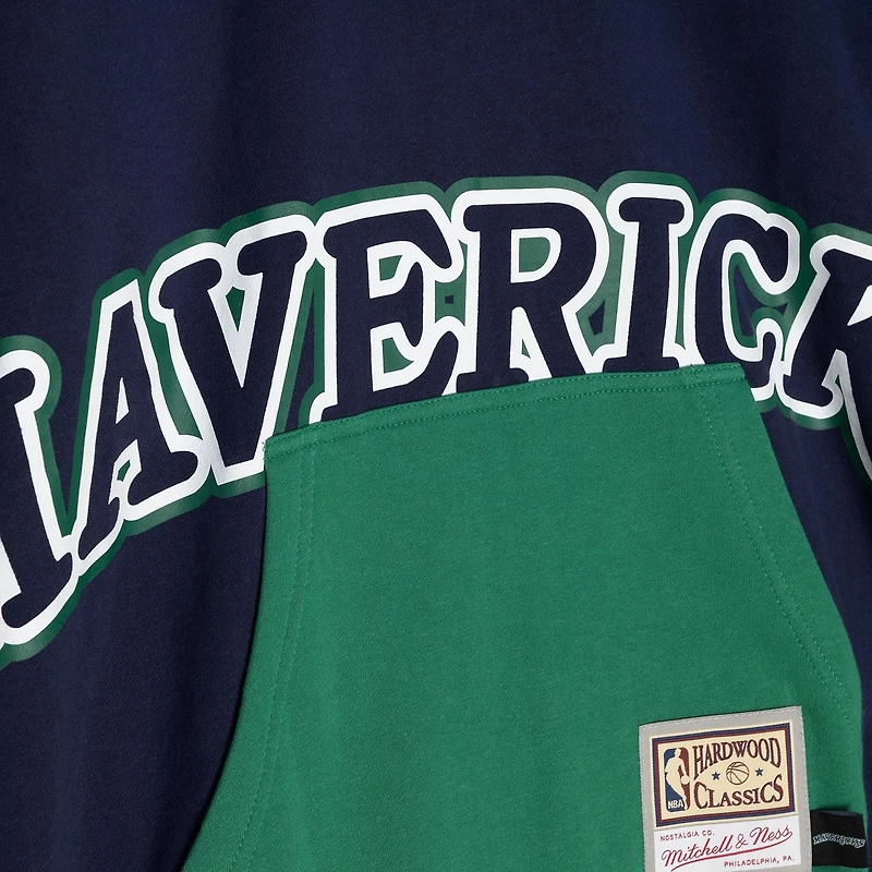 Mitchell & Ness Men’s Dallas Mavericks Hardwood Classics Big Face 5.0 Pullover Hoodie
