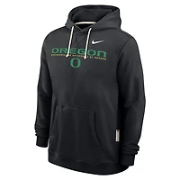 Nike Oregon Ducks 2025 Sideline Standard Issue Dri-FIT Hoodie