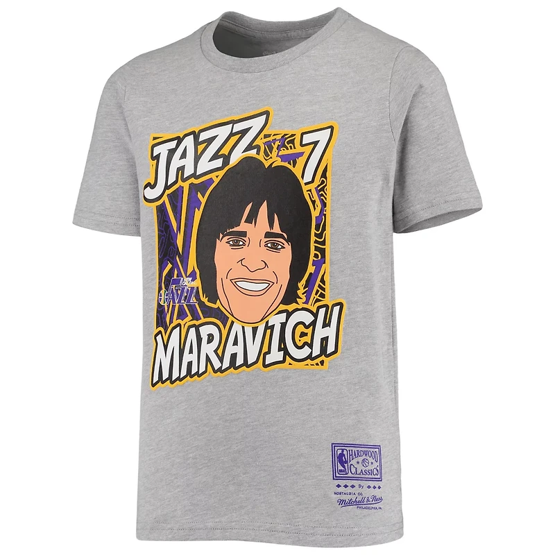 Youth Mitchell  Ness Pete Maravich Heathered Gray New Orleans Jazz Hardwood Classics King of the Court Player T-Shirt