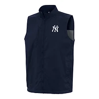 Antigua New York Yankees Brisk Full-Zip Vest