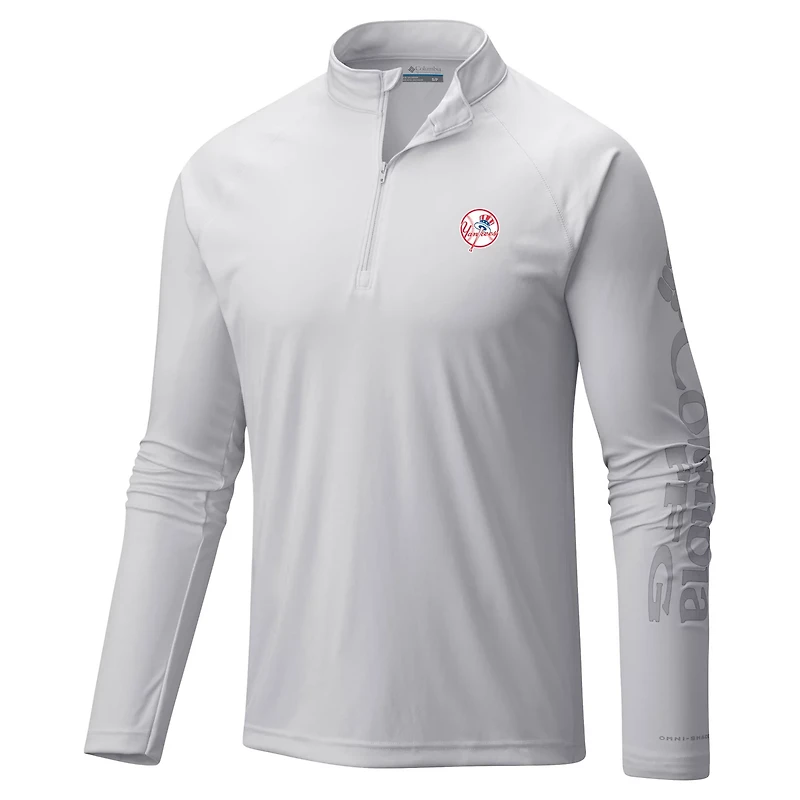 Columbia New York Yankees Terminal Tackle Raglan Omni-Shade Quarter-Zip Pullover Top