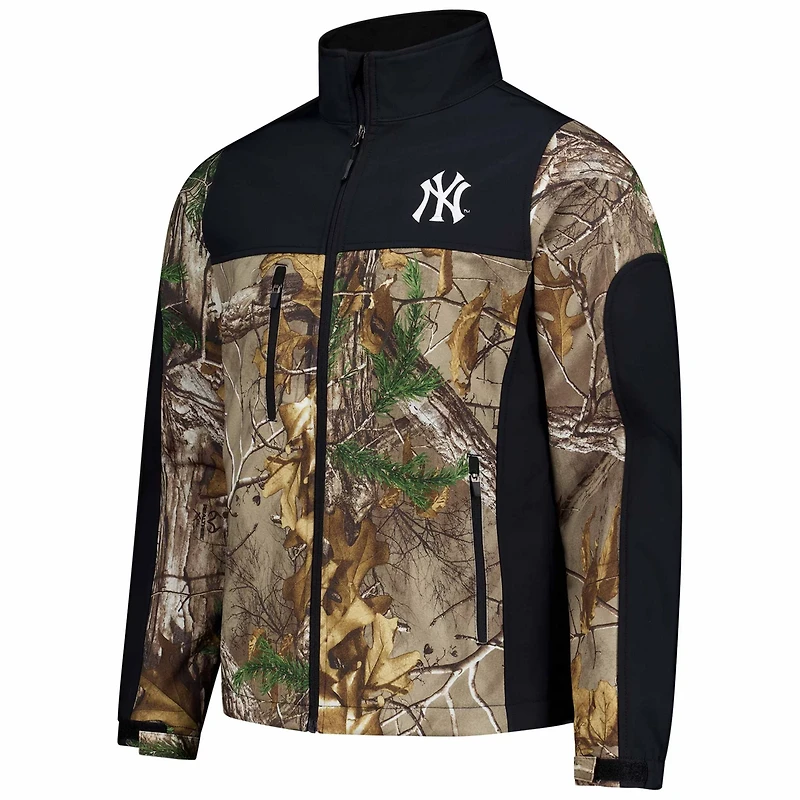 Dunbrooke New York Yankees Hunter Softshell Realtree Full-Zip Jacket