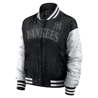 Fanatics New York Yankees Elements Wave Full-Snap Jacket