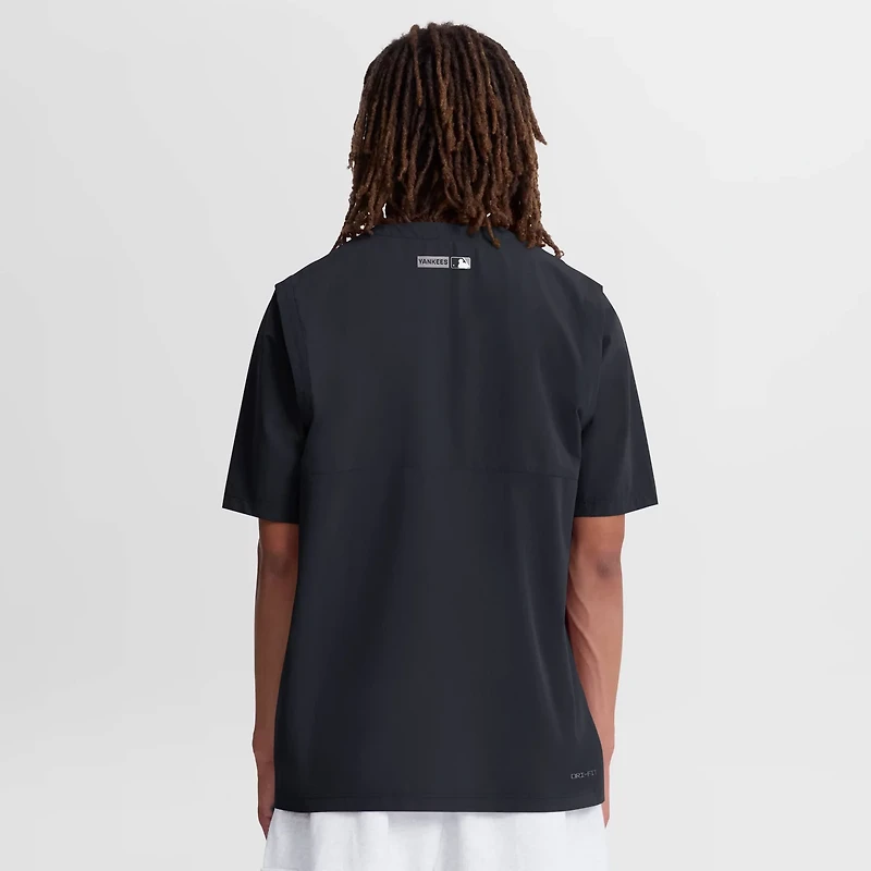 Nike New York Yankees Authentic Collection Dri-FIT Quarter-Zip Windshirt