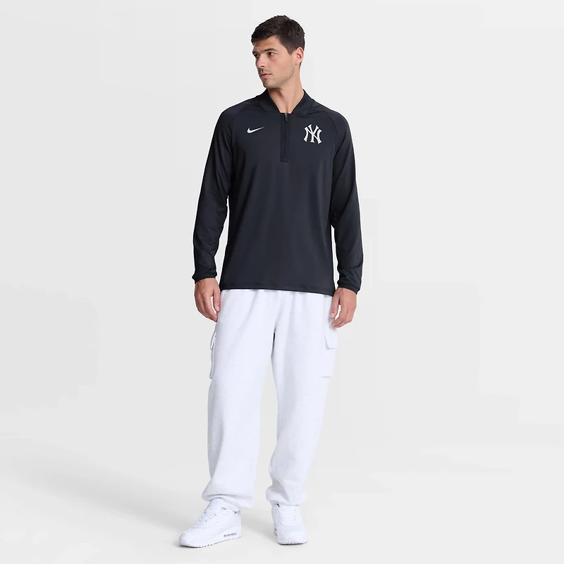 Nike New York Yankees Authentic Collection Dri-FIT Raglan Half-Zip Pullover