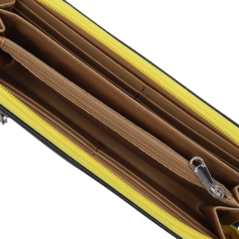 Michigan Wolverines Zip-Around Wristlet Wallet