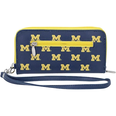Michigan Wolverines Zip-Around Wristlet Wallet