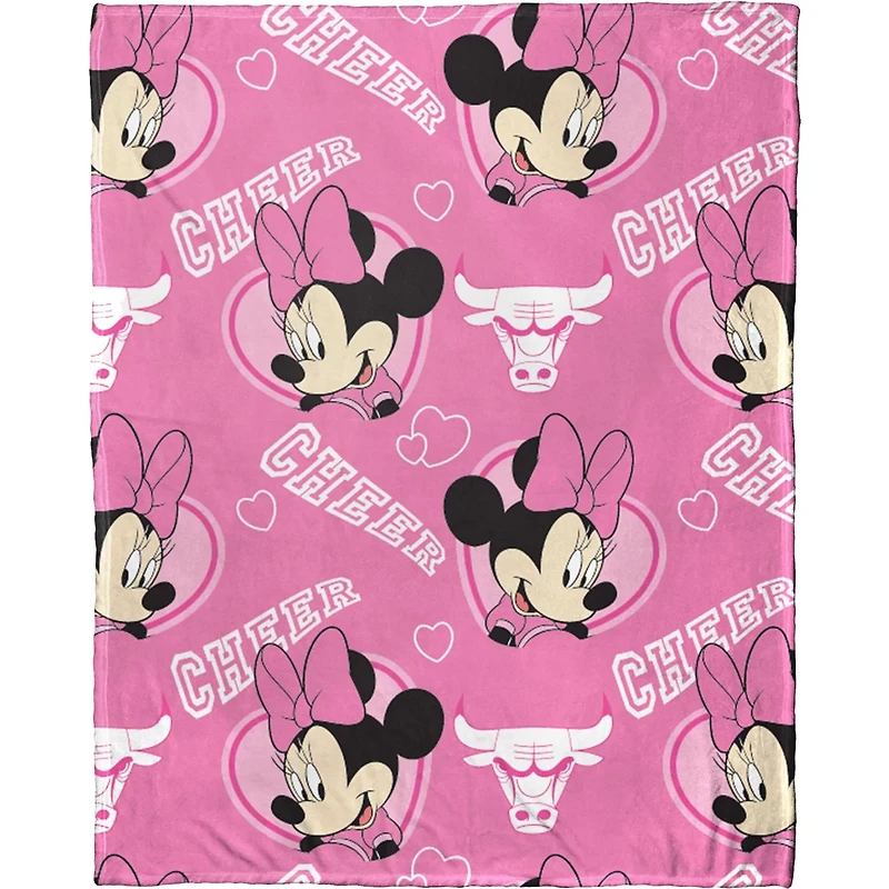 Northwest x Disney Chicago Bulls Minnie Hugger Pillow  Silk Touch Throw Set