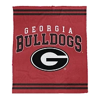 Pegasus Georgia Bulldogs 60" x 70" Cozy Plush Knit Blanket