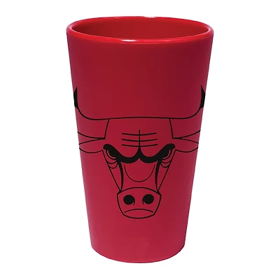 WinCraft Chicago Bulls 16oz Team Color Silicone Pint Glass