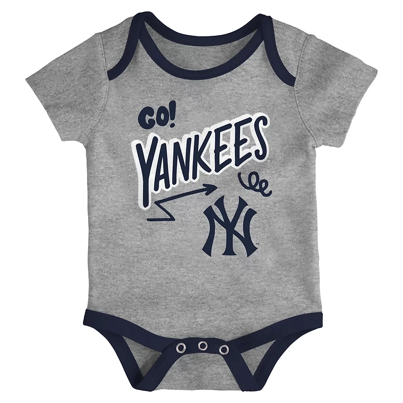 Infant Outerstuff New York Yankees All Day Play Three-Piece Bodysuit Set