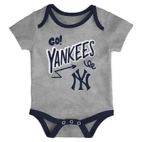 Infant Outerstuff New York Yankees All Day Play Three-Piece Bodysuit Set