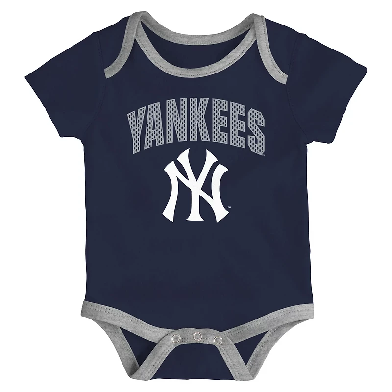 Infant Outerstuff New York Yankees All Day Play Three-Piece Bodysuit Set