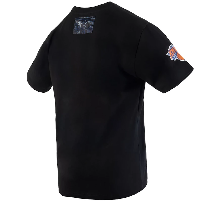 NBA x Two Hype New York Knicks Culture  Hoops Collection Premium T-Shirt