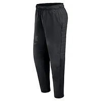 Nike Michigan Wolverines Premium Unlimited Woven Performance Pants