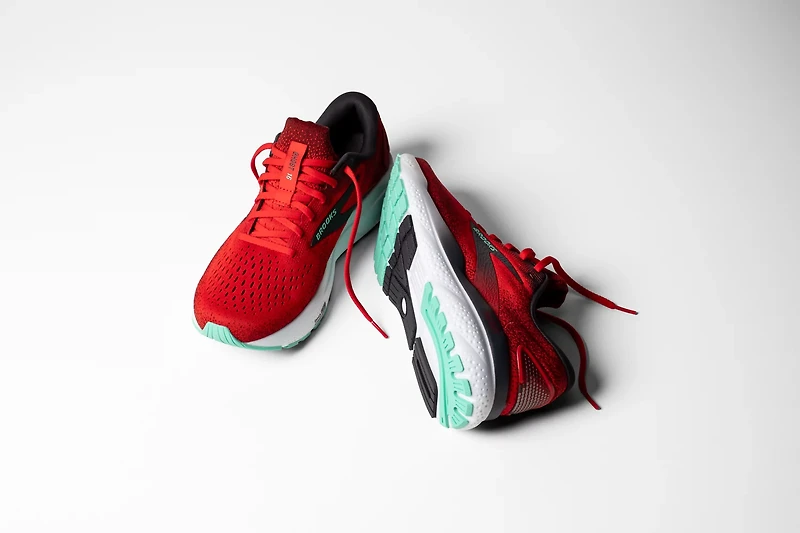 Brooks M Ghost 16