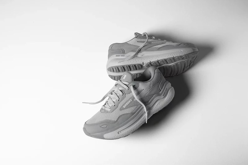 Brooks M Ghost Max 2 Suede