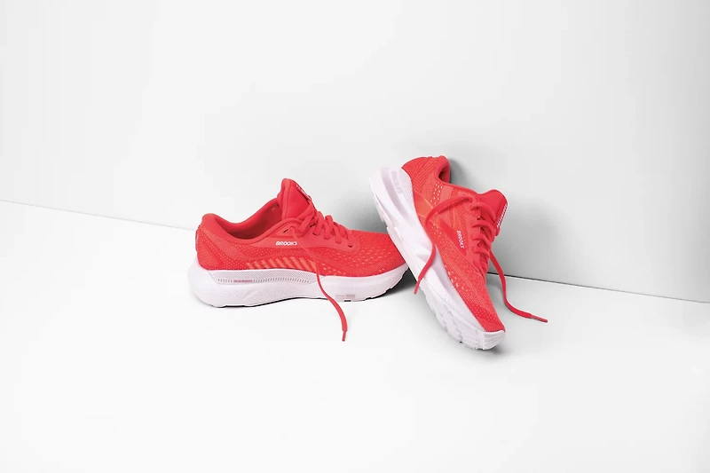 Brooks Women's Adrenaline GTS 24 Running Shoes