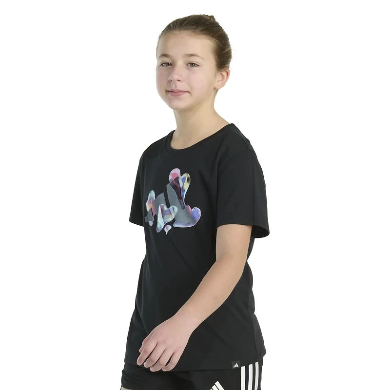 adidas Girls' Regular Fit Heart Bubbles Graphic T-shirt