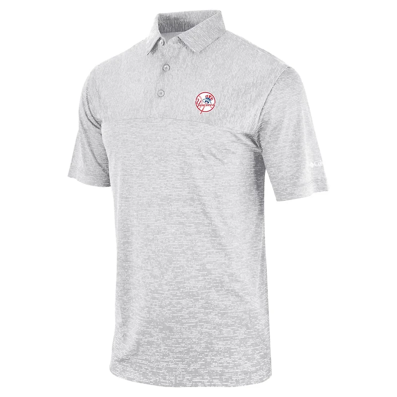 Columbia New York Yankees Omni-Wick Heading Out Polo