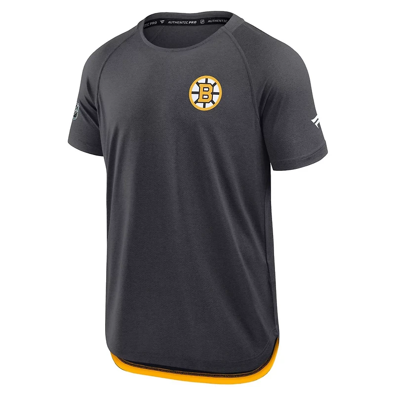 Fanatics Boston Bruins Authentic Pro Rink Raglan Performance T-Shirt