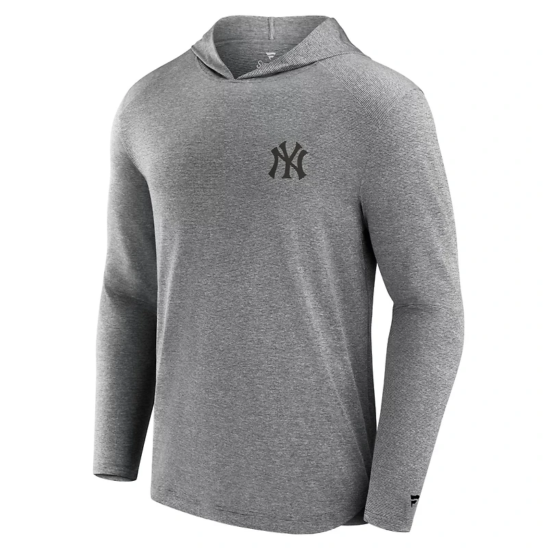 Fanatics New York Yankees Front Office Tech Lightweight Hoodie T-Shirt