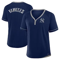 Fanatics New York Yankees League Diva Star Raglan V-Neck T-Shirt