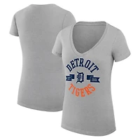 G-III 4Her by Carl Banks Detroit Tigers Super-Slim Fit Lightweight City Graphic V-Neck T-Shirt