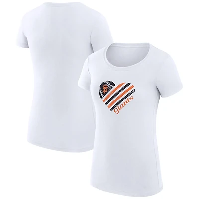 G-III 4Her by Carl Banks San Francisco Giants Super-Slim Fit Lightweight Heart Graphic T-Shirt