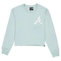 New Era Atlanta Braves Breeze Logo Select Cropped Long Sleeve T-Shirt