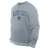 New Era Golden State Warriors Chenille Cross Over Pullover Sweatshirt