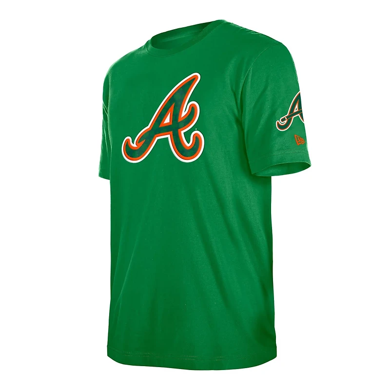 New Era Kelly Atlanta Braves St Patrick's Day Shamrock Fill T-Shirt
