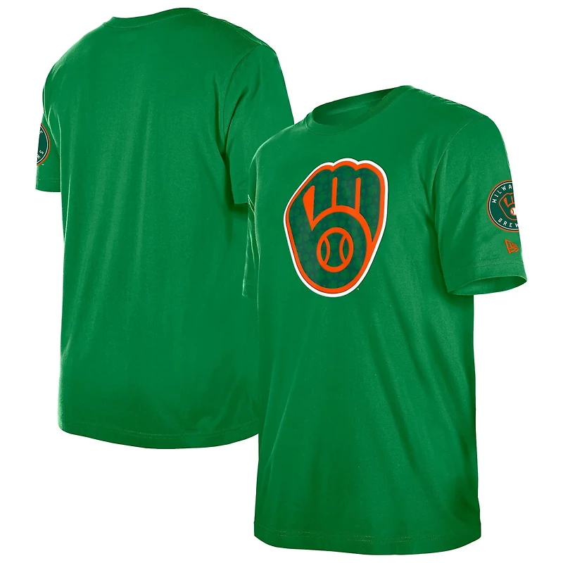 New Era Kelly Milwaukee Brewers St Patrick's Day Shamrock Fill T-Shirt