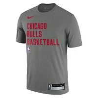 Nike Chicago Bulls 2023/24 Sideline Legend Performance Practice T-Shirt