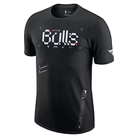 Nike Chicago Bulls Courtside Air Traffic Control Max90 T-Shirt