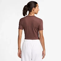 Nike Women's Sportswear Essentials Slim Cropped T-shirt