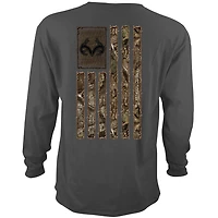 Realtree Men's APX Vertical Flag Long Sleeve Graphic T-shirt