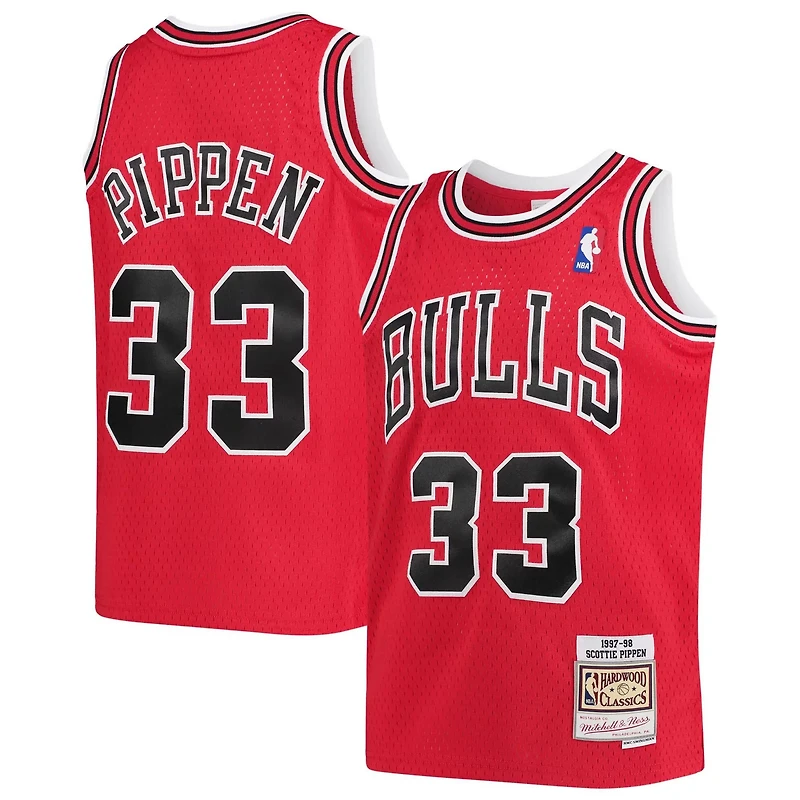 Youth Mitchell  Ness Scottie Pippen Chicago Bulls 1997-98 Hardwood Classics Swingman Jersey
