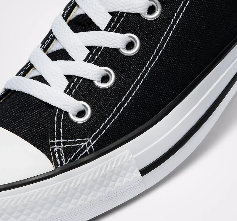 Converse Men's Chuck Taylor All-Star Classic Low Top Shoes