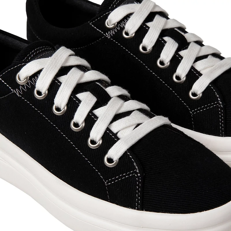 Lamo Women's Makenna Casual Shoe