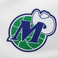 Mitchell  Ness Dallas Mavericks 1998-99 Hardwood Classics Swingman Shorts