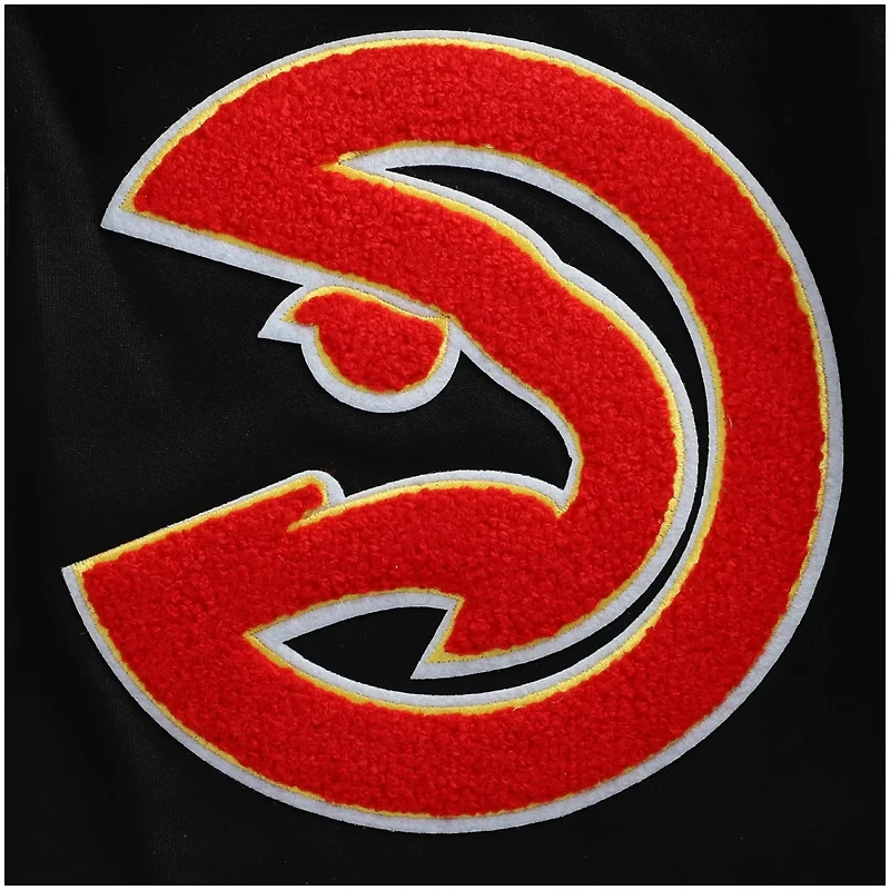 Pro Standard Atlanta Hawks Chenille Shorts