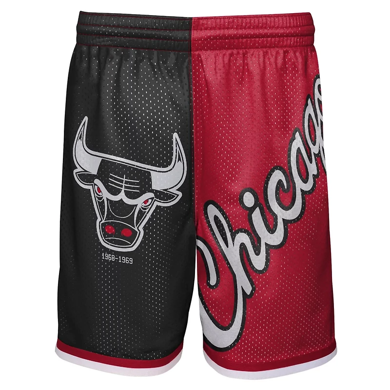 Youth Mitchell  Ness Red Chicago Bulls Hardwood Classics Big Face 50 Shorts