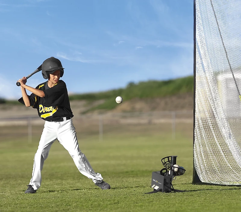 SKLZ Catapult Soft Toss Pitch Machine and Fielding Trainer