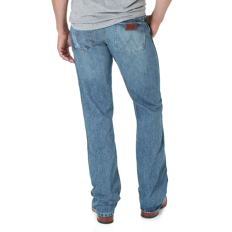 Wrangler Men's Retro Slim Boot Jean