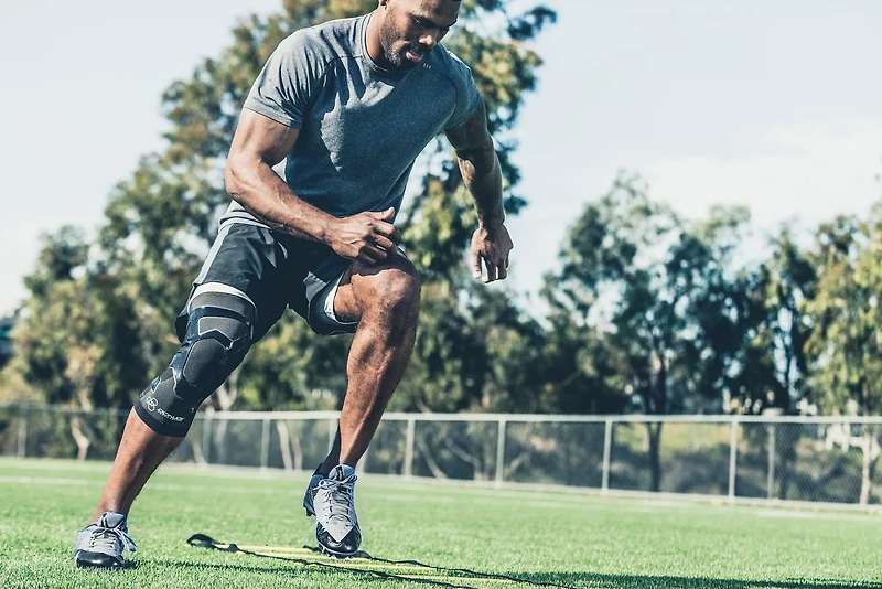 DonJoy Performance TRIZONE Left Knee Brace