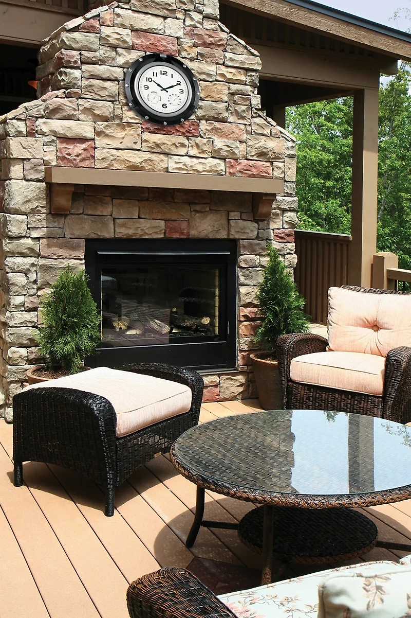 Poolmaster 18 in Porthole Clock