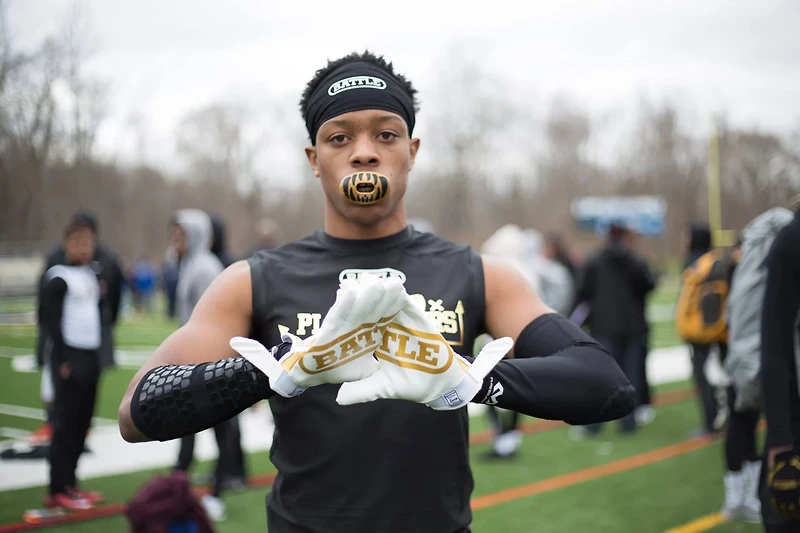 Battle Adults' Football Skull Wrap